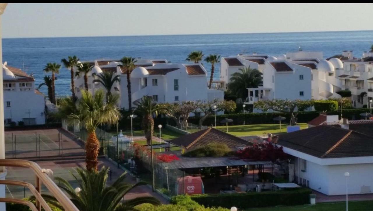 Apartamento Coral Beach تورّوكس كوستا المظهر الخارجي الصورة